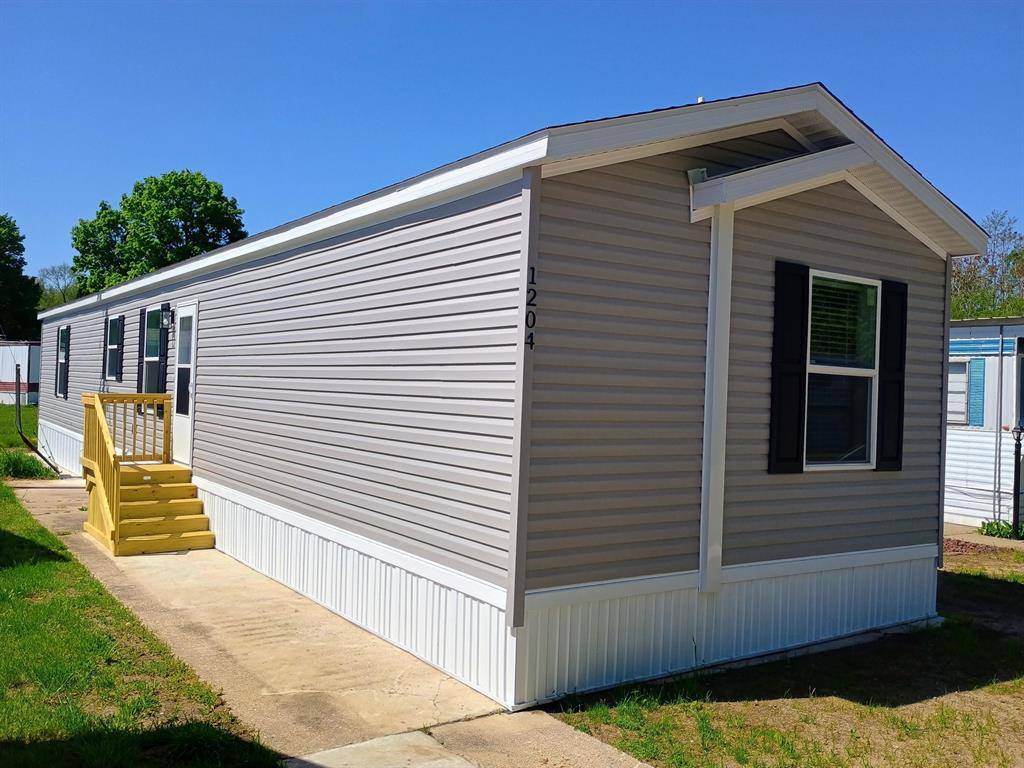 Otsego Twp, MI 49080,1204 Carlton Court