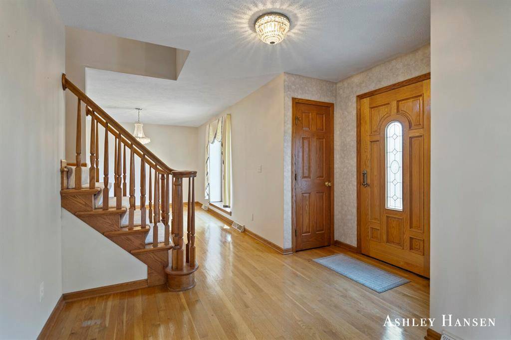 Cannon Twp, MI 49341,7860 Myers Lake Avenue NE
