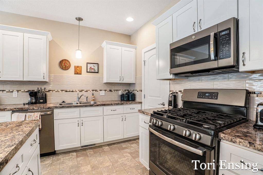 Greenville, MI 48838,1026 Grosvenor Drive 27