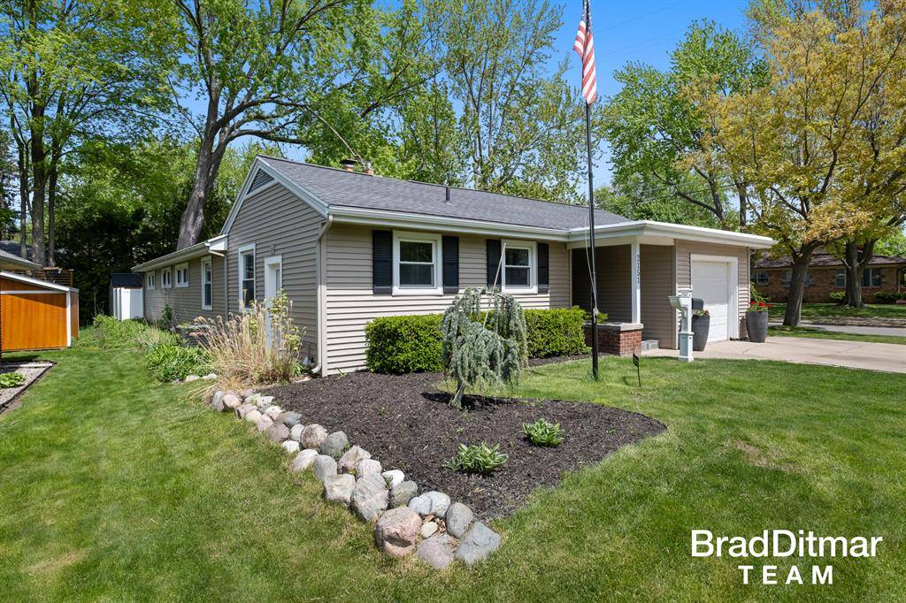 East Grand Rapids, MI 49506,2151 Anderson Drive SE