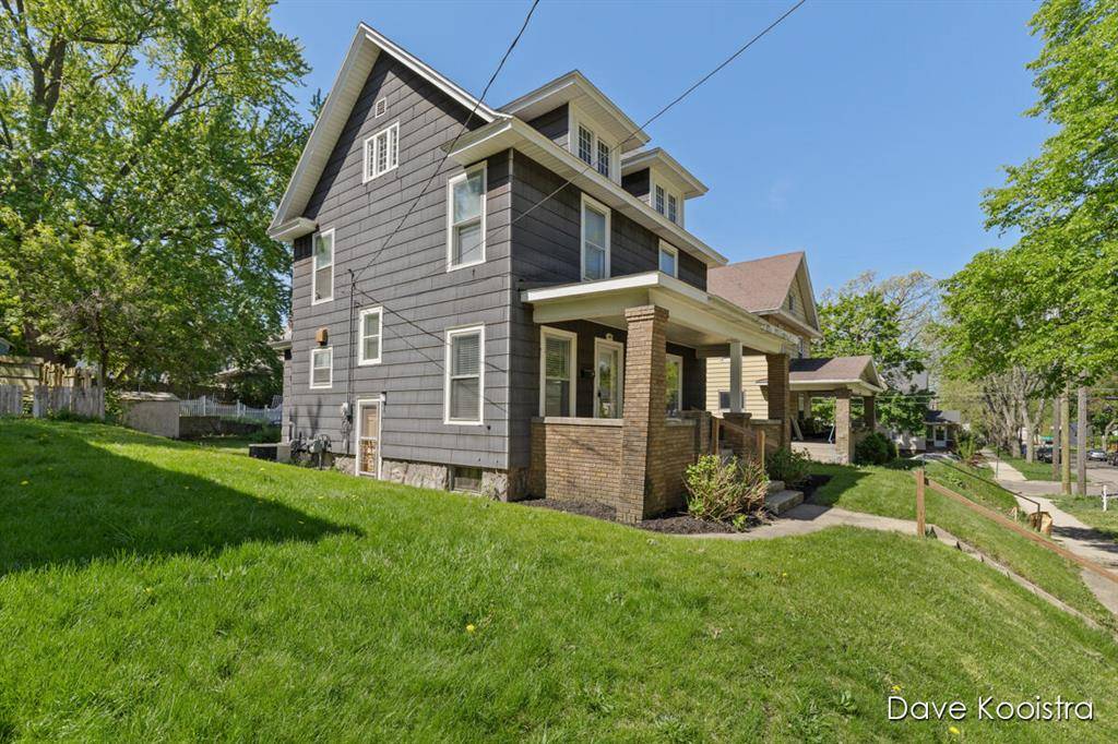 Grand Rapids, MI 49505,106 Colfax Street NE