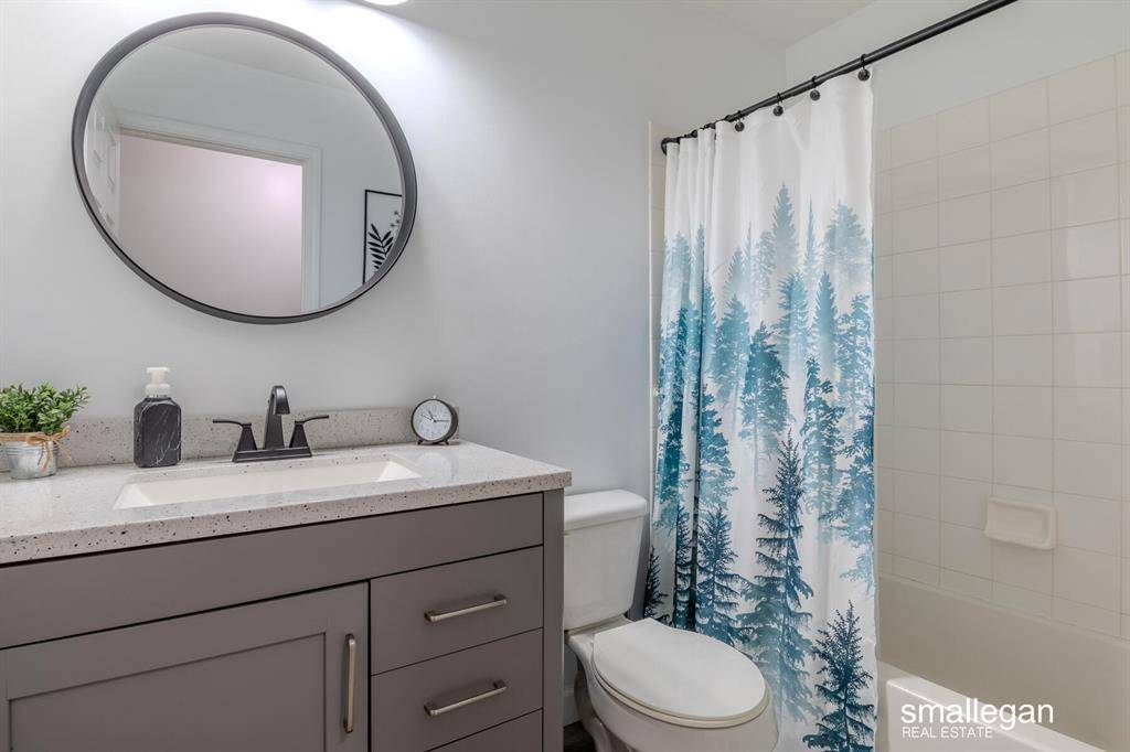 Grand Rapids, MI 49525,3127 Windcrest Court NE