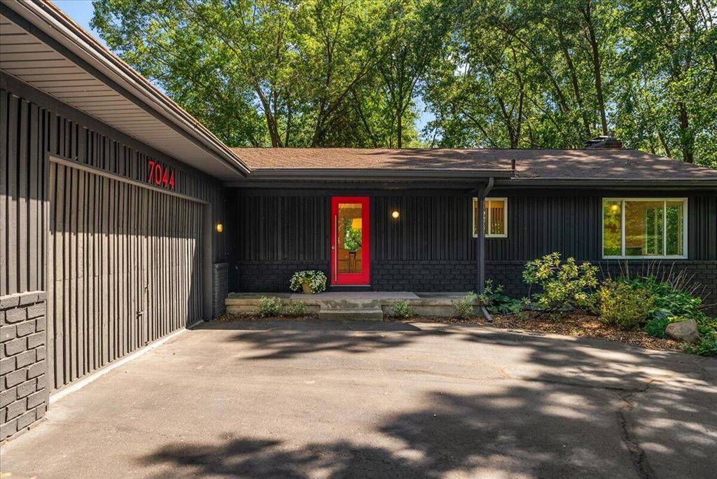 Cascade Twp, MI 49546,7044 Cascade Road SE