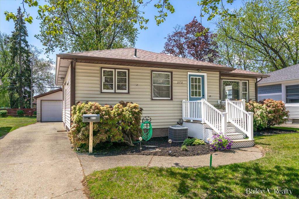 Holland, MI 49423,272 W 29th Street