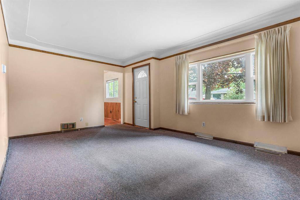 Wyoming, MI 49509,3189 Stratford Drive SW