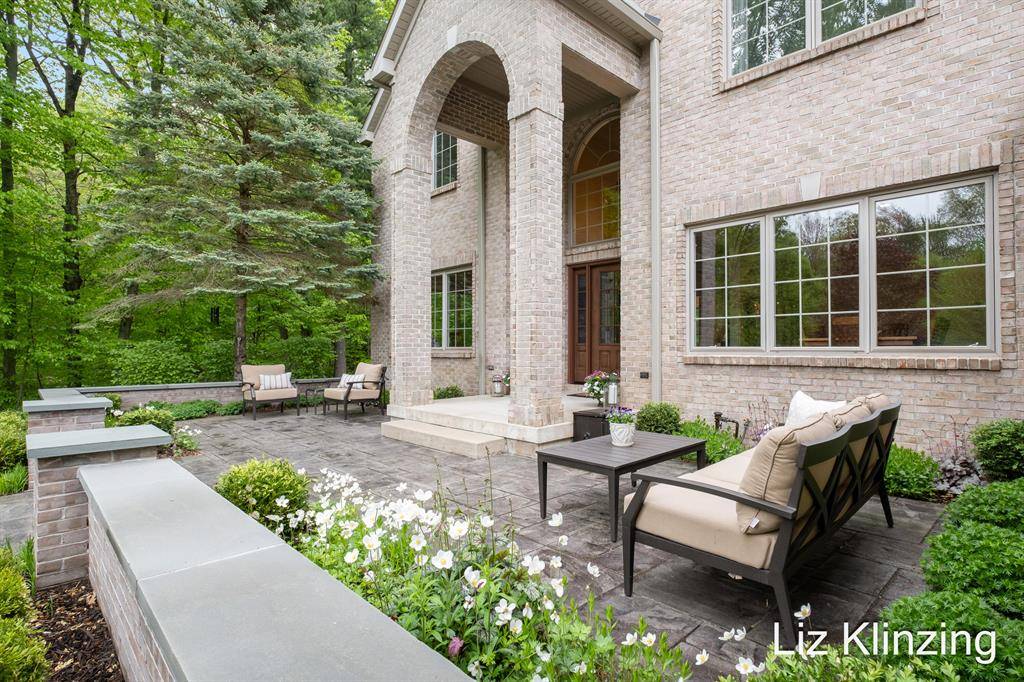 Walker, MI 49534,966 Timber Winds Drive SW
