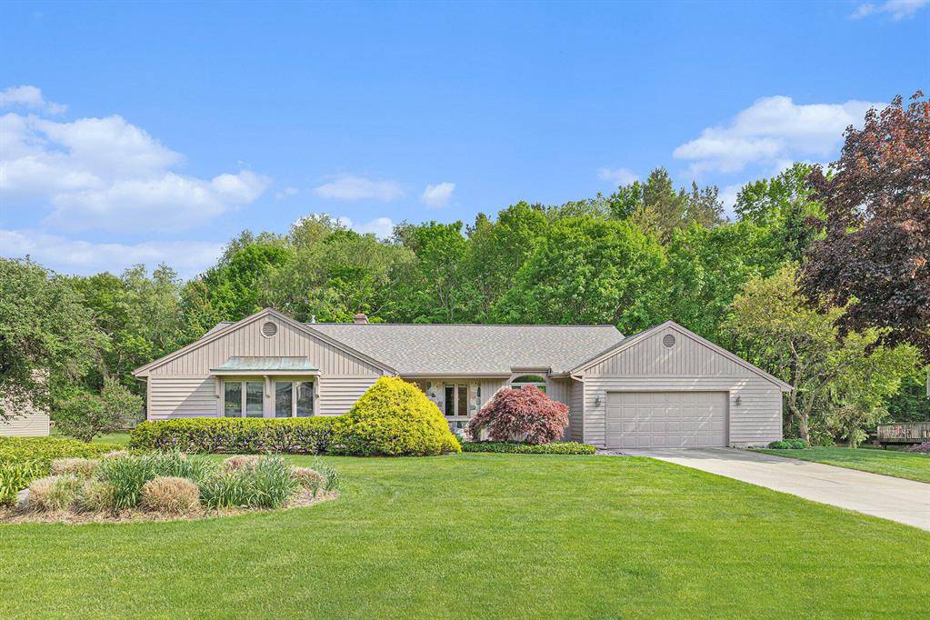 Cascade Twp, MI 49546,7664 Kenrob Drive SE