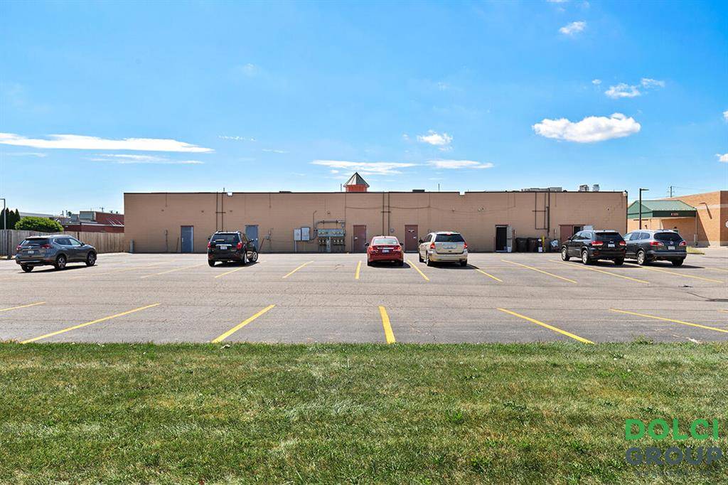 Walker, MI 49534,4335 Lake Michigan Drive NW L & M