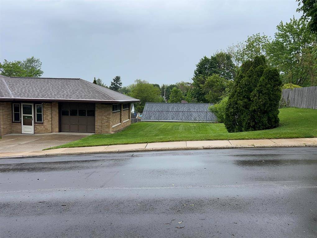 Grand Rapids, MI 49505,805 Capen Street NE