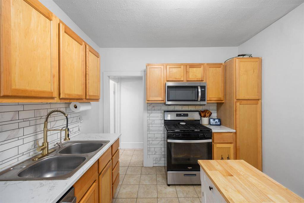 Grand Rapids, MI 49503,475 Emerald Avenue NE