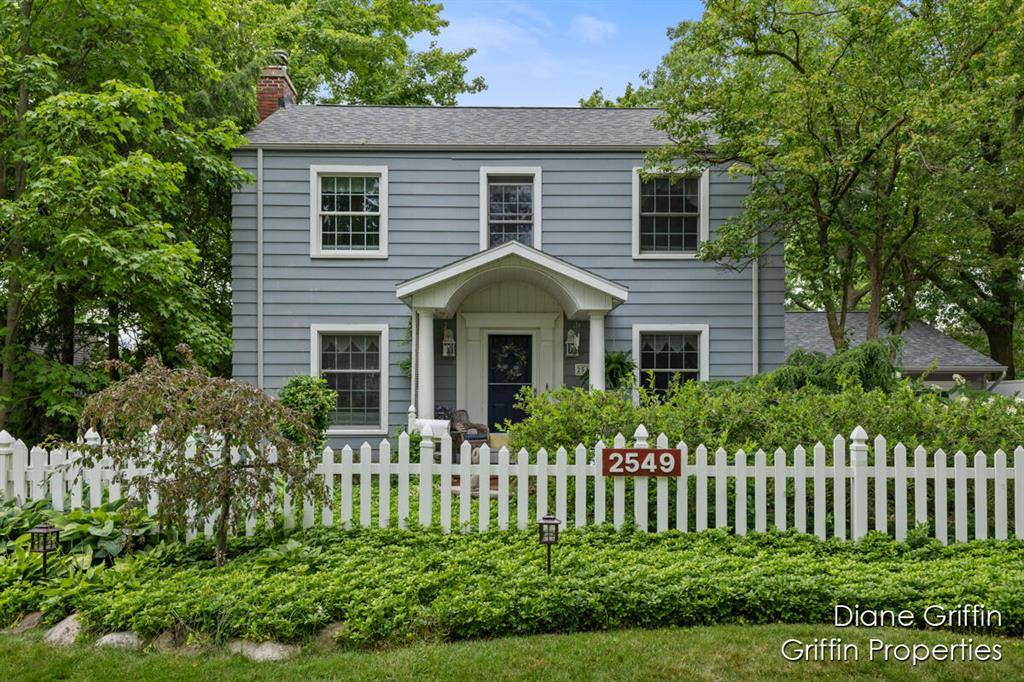 East Grand Rapids, MI 49506,2549 Beechwood Drive SE
