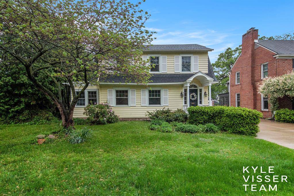 East Grand Rapids, MI 49506,933 Orchard Avenue SE