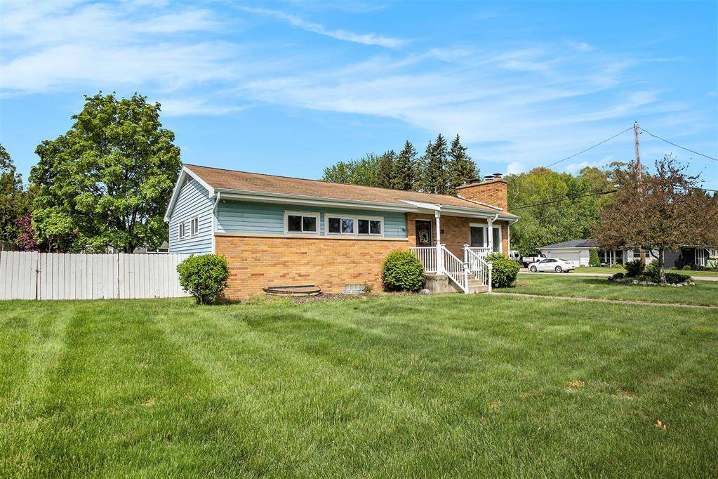 Norton Shores, MI 49441,4911 Elmwood Street