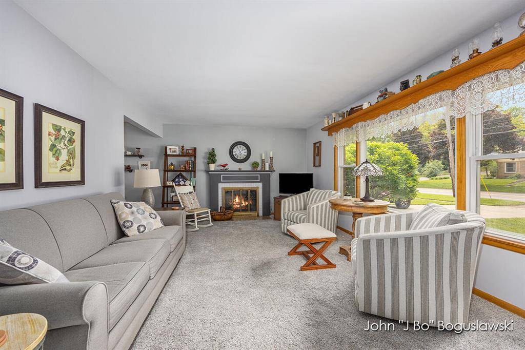 Grand Rapids, MI 49504,1613 Bridge Street NW