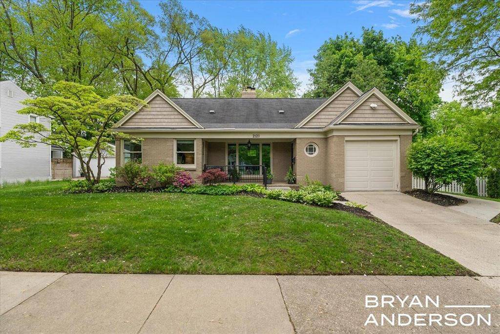 East Grand Rapids, MI 49506,2120 Englewood Drive SE