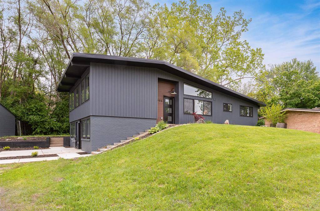 Grand Rapids, MI 49506,1906 Rosemont Avenue SE