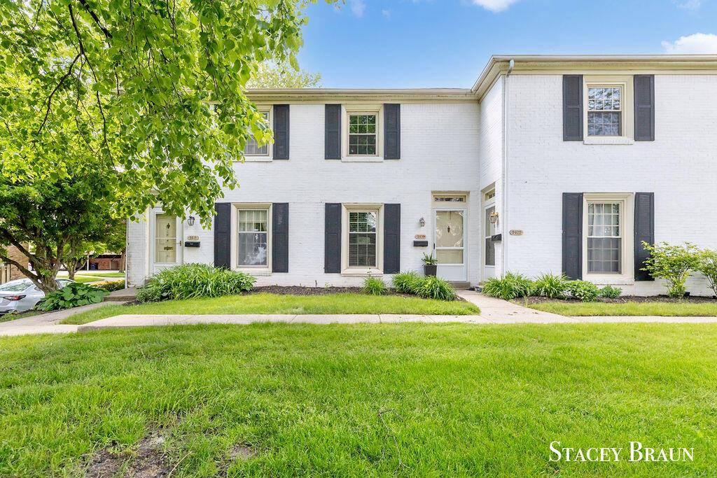 Grand Rapids, MI 49506,2420 Abbington Drive SE 40
