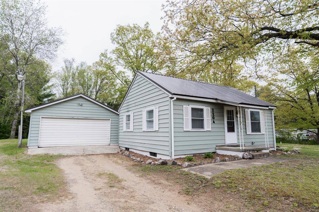 Surrey Twp, MI 48622,2204 W Surrey Road