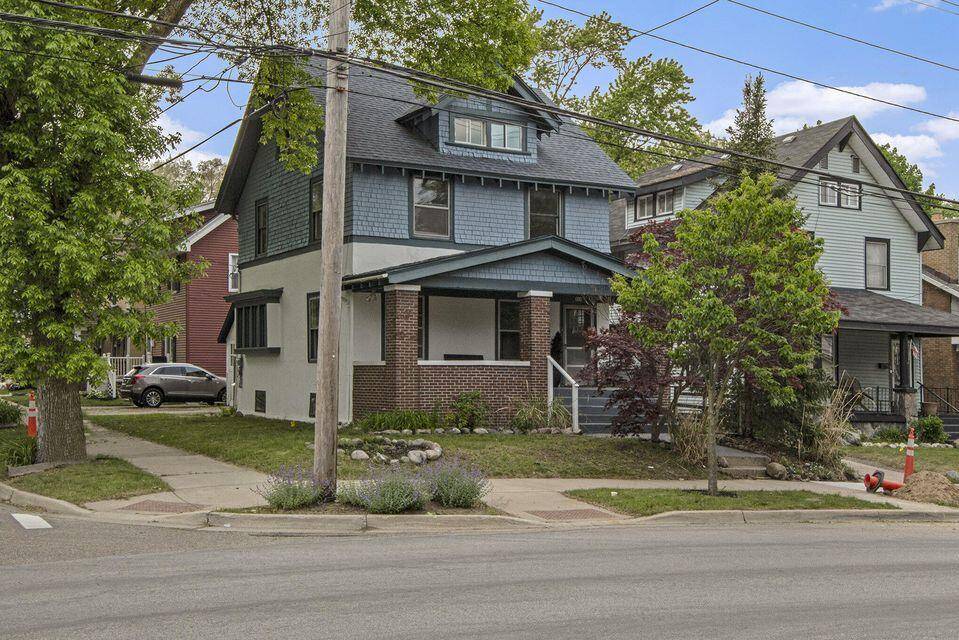 Grand Rapids, MI 49506,659 Fuller Avenue SE