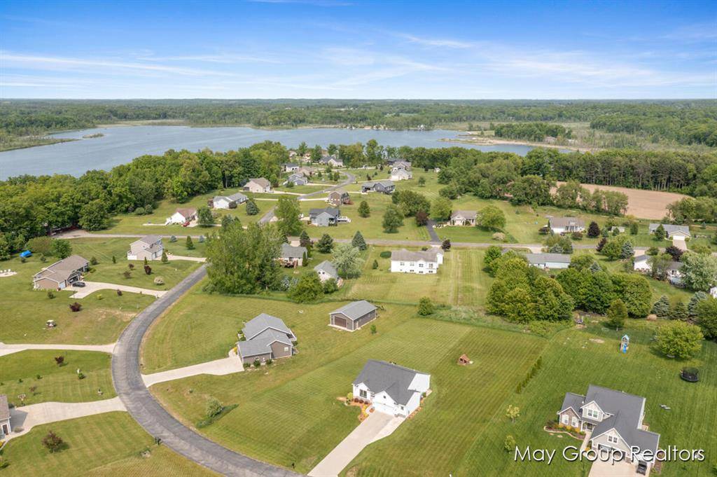 Oakfield Twp, MI 48838,9198 Wabasis Pointe Drive NE