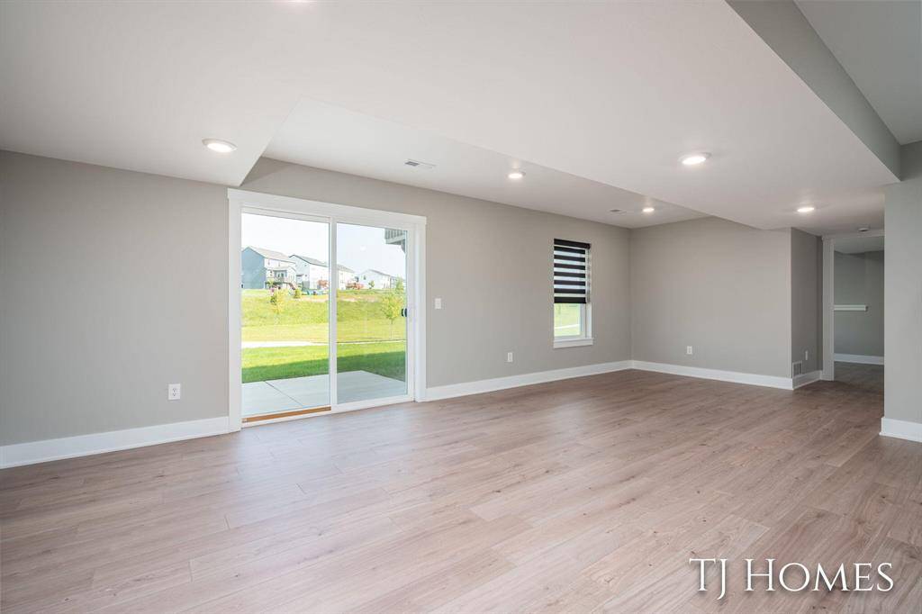Rockford, MI 49341,623 Elstar Drive NE
