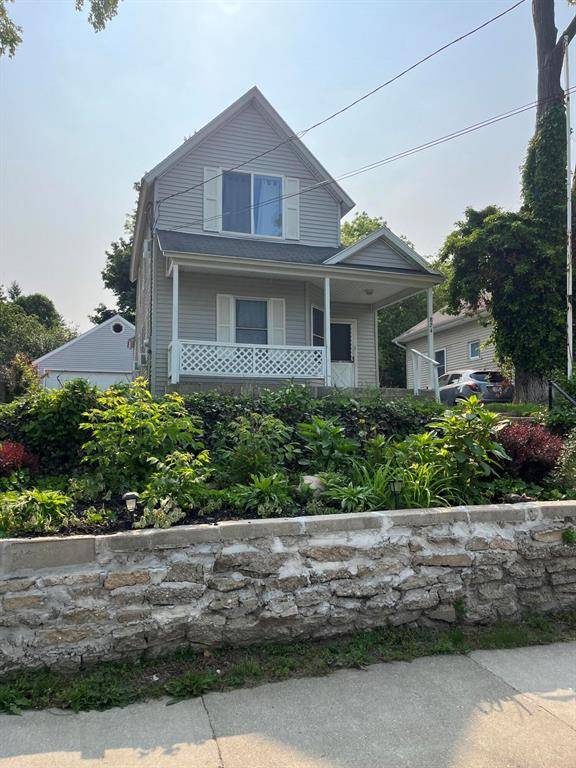 Grand Rapids, MI 49503,824 Emerald Avenue NE