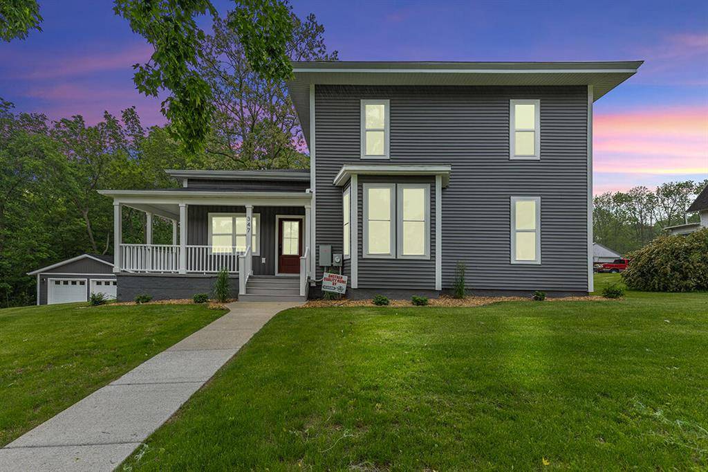 Portland, MI 48875,347 Looking Glass Avenue