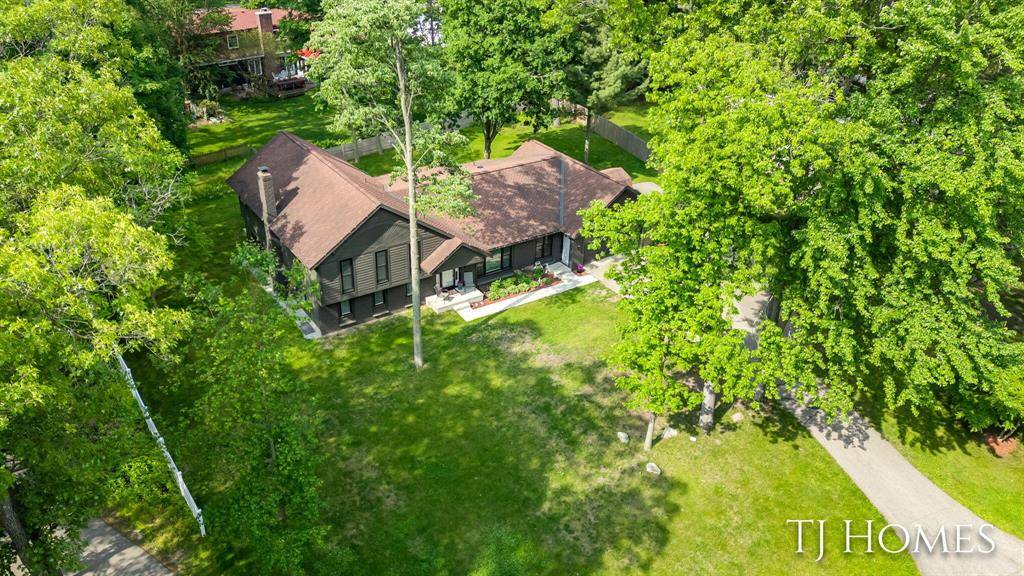 Cascade Twp, MI 49546,2605 Shadowbrook Drive SE