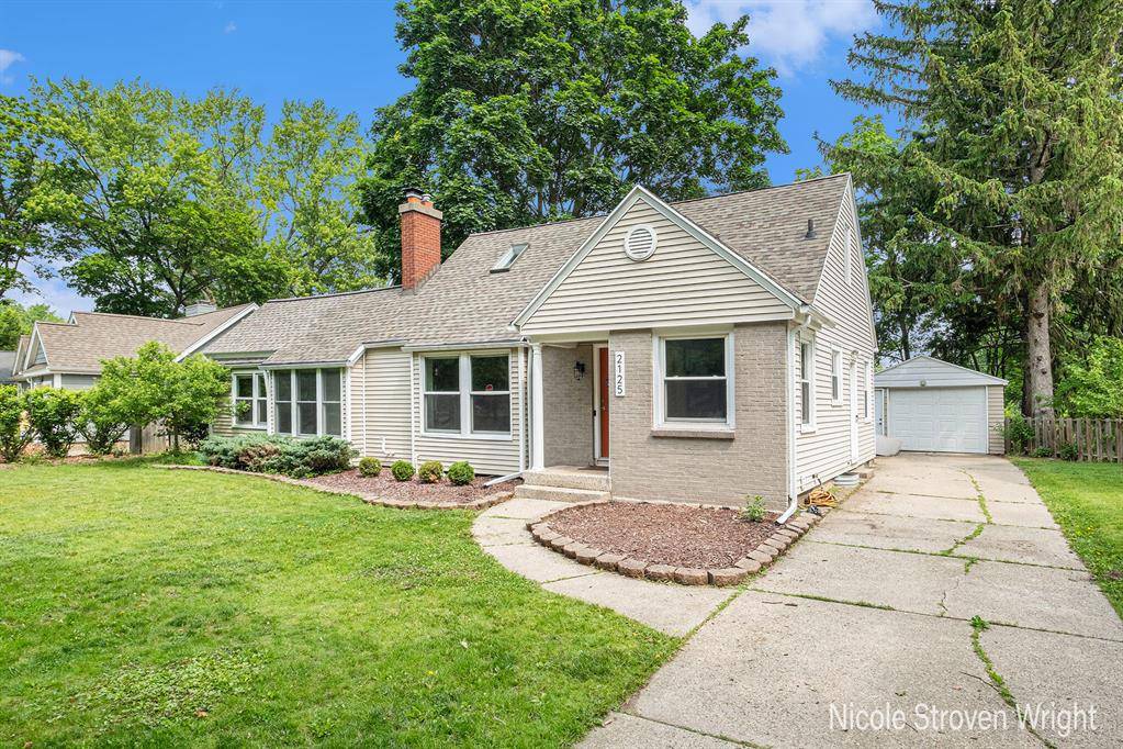 East Grand Rapids, MI 49506,2125 Englewood Drive SE