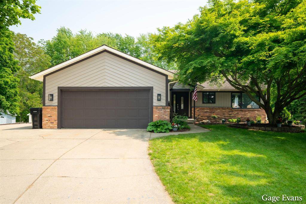 Grandville, MI 49418,3022 Pine Meadow Drive SW