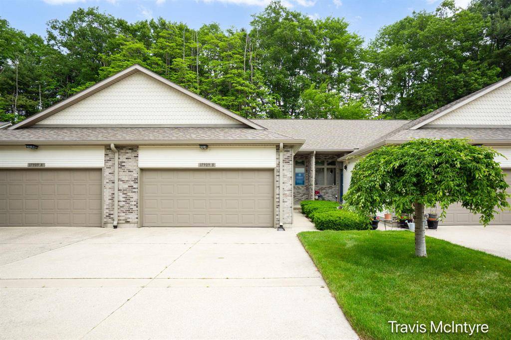 Ferrysburg, MI 49456,17909 Hidden Dunes Lane B