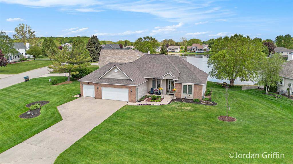 Zeeland Twp, MI 49464,938 Mid Bluff Drive