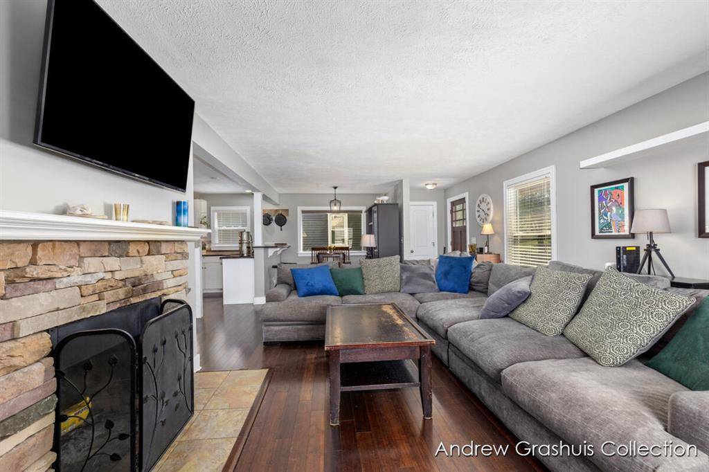 East Grand Rapids, MI 49506,1142 Orchard Avenue SE