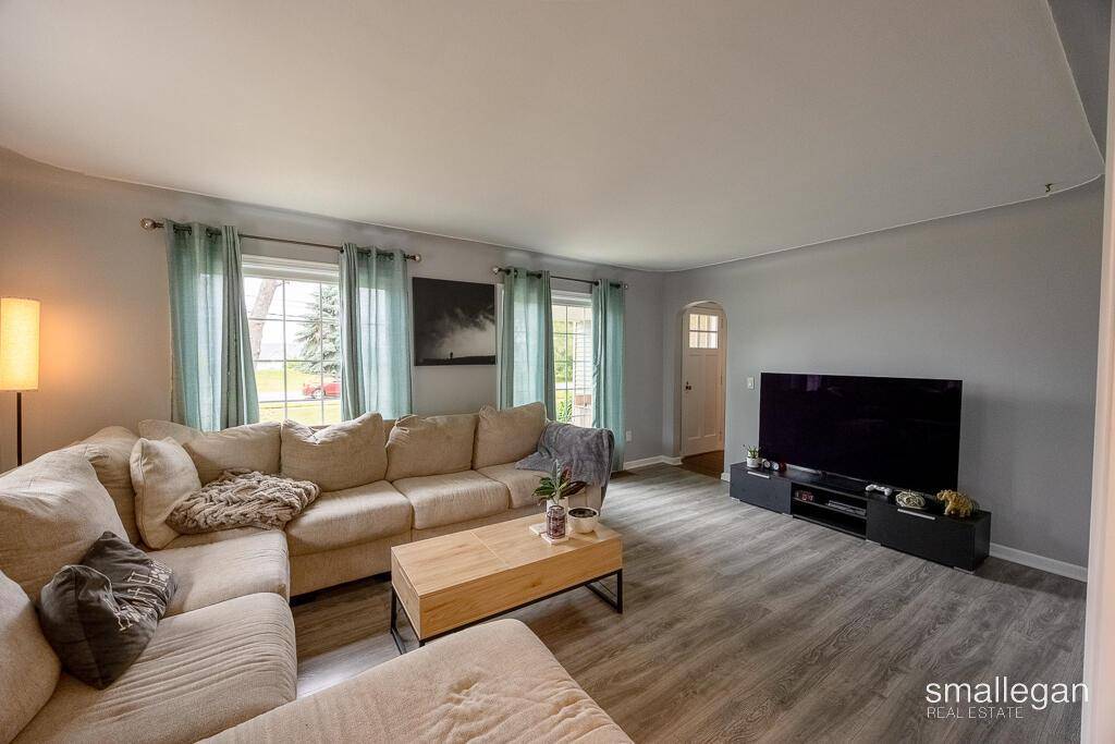 Plainfield Twp, MI 49525,5161 Grand River Drive NE