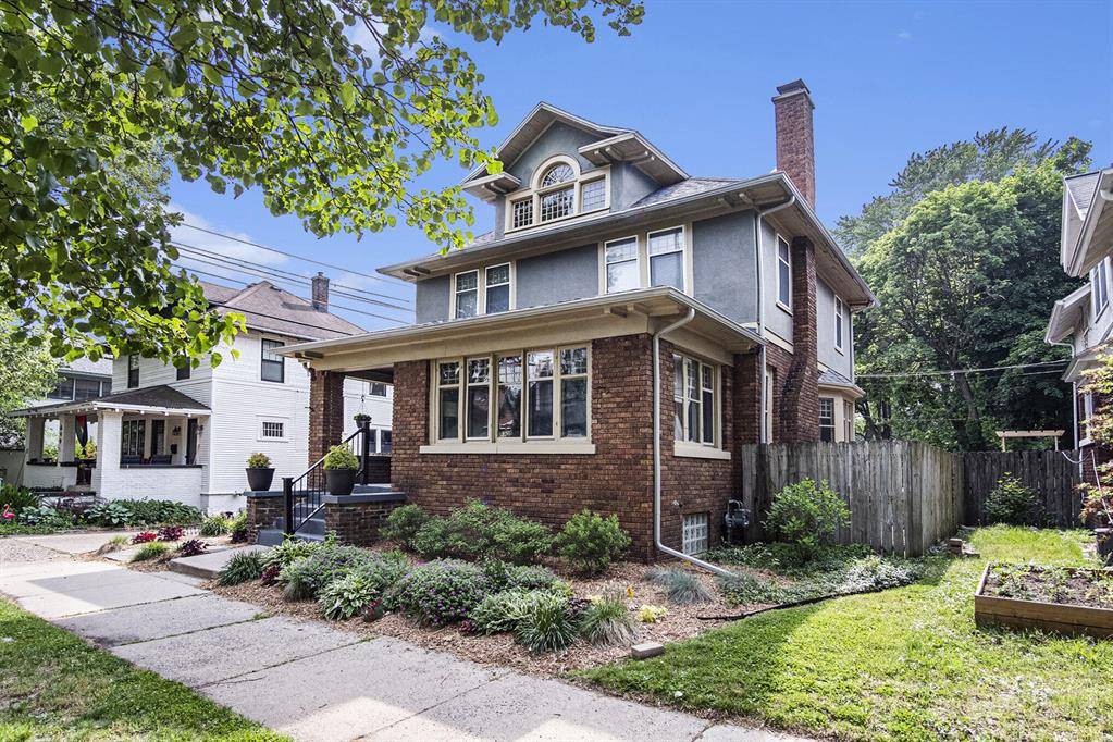 Grand Rapids, MI 49506,643 Giddings Avenue SE