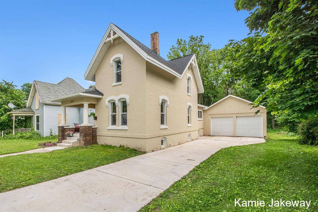 Easton Twp, MI 48846,947 W Main Street