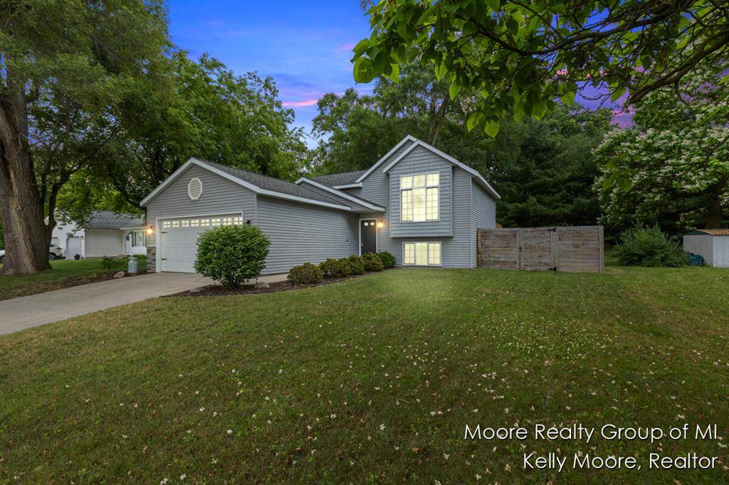 Greenville, MI 48838,410 S Cedar Street