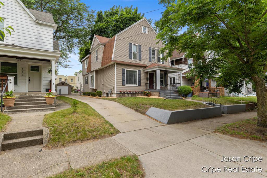 Grand Rapids, MI 49506,109 Fuller Avenue SE