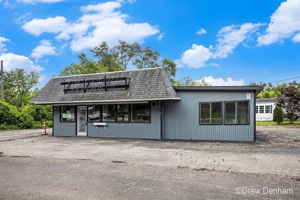 Boston Twp, MI 48881,6981 W Blue Water Highway Modifier: & 6973