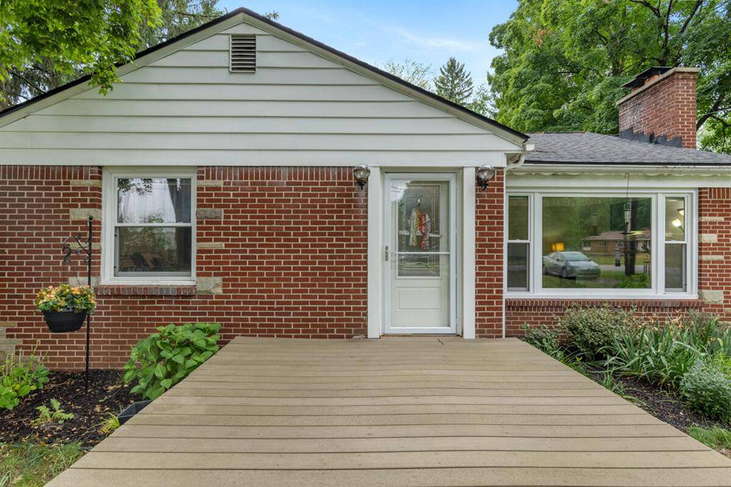 Grand Rapids, MI 49504,437 Collindale Avenue NW