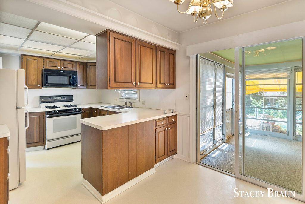 Grand Rapids, MI 49505,1843 Diamond Avenue NE