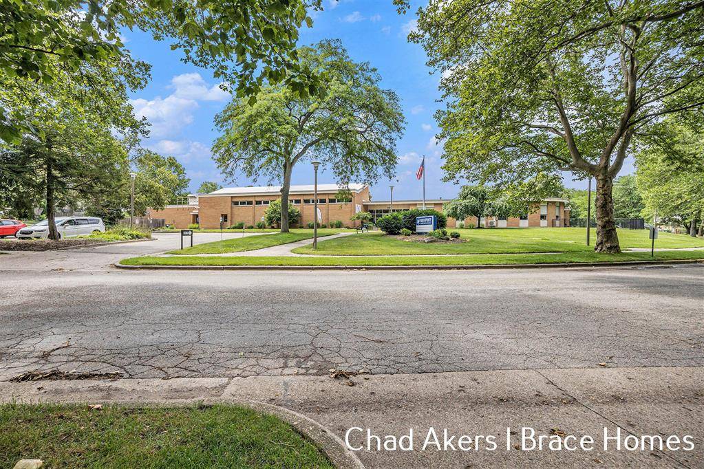 Grand Rapids, MI 49505,541 Russwood Street NE