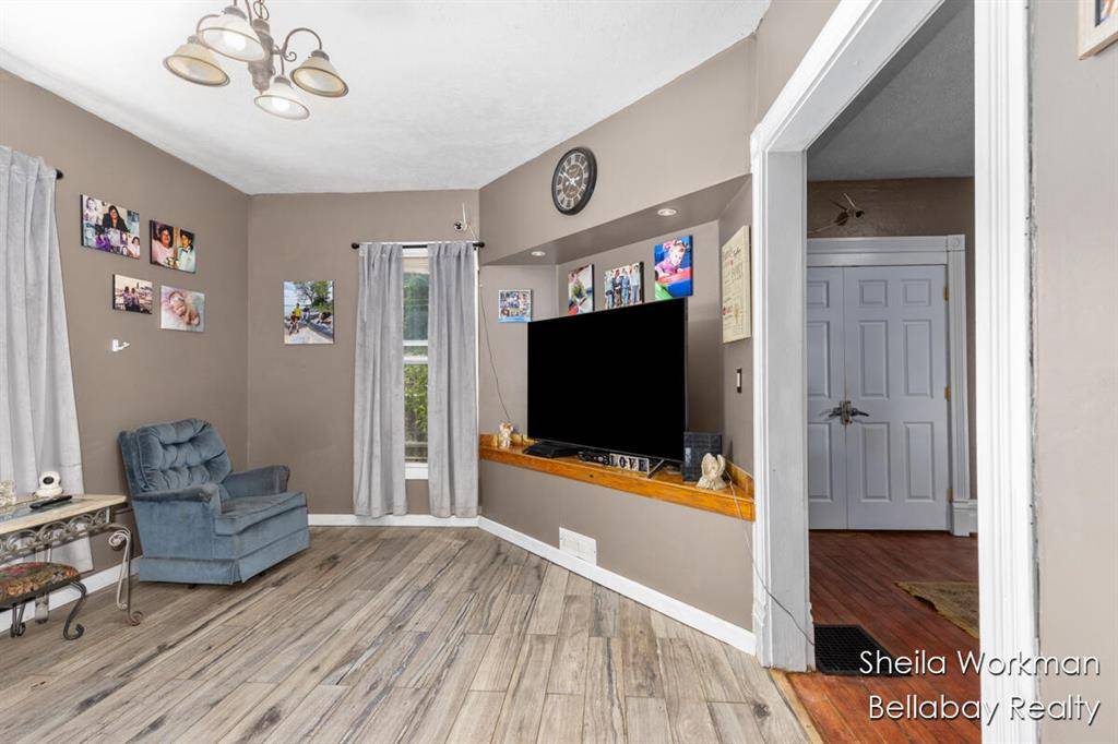Hastings, MI 49058,803 S Hanover Street