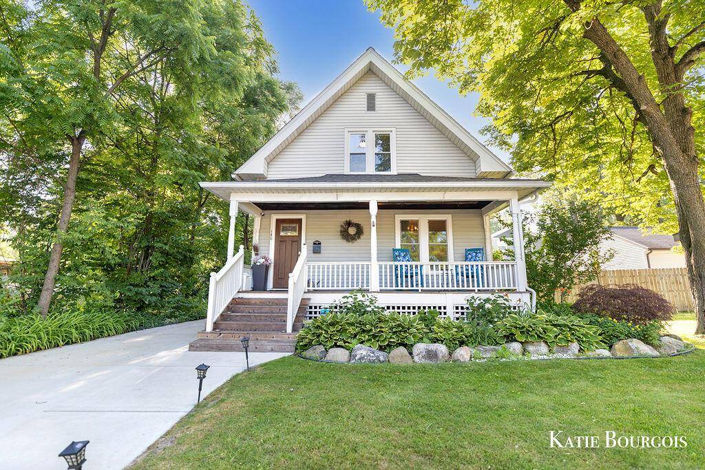 Rockford, MI 49341,140 S Monroe Street NE