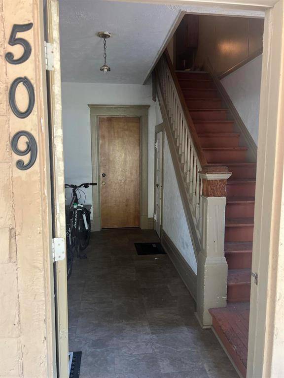 Lansing, MI 48933,509 N Walnut Street