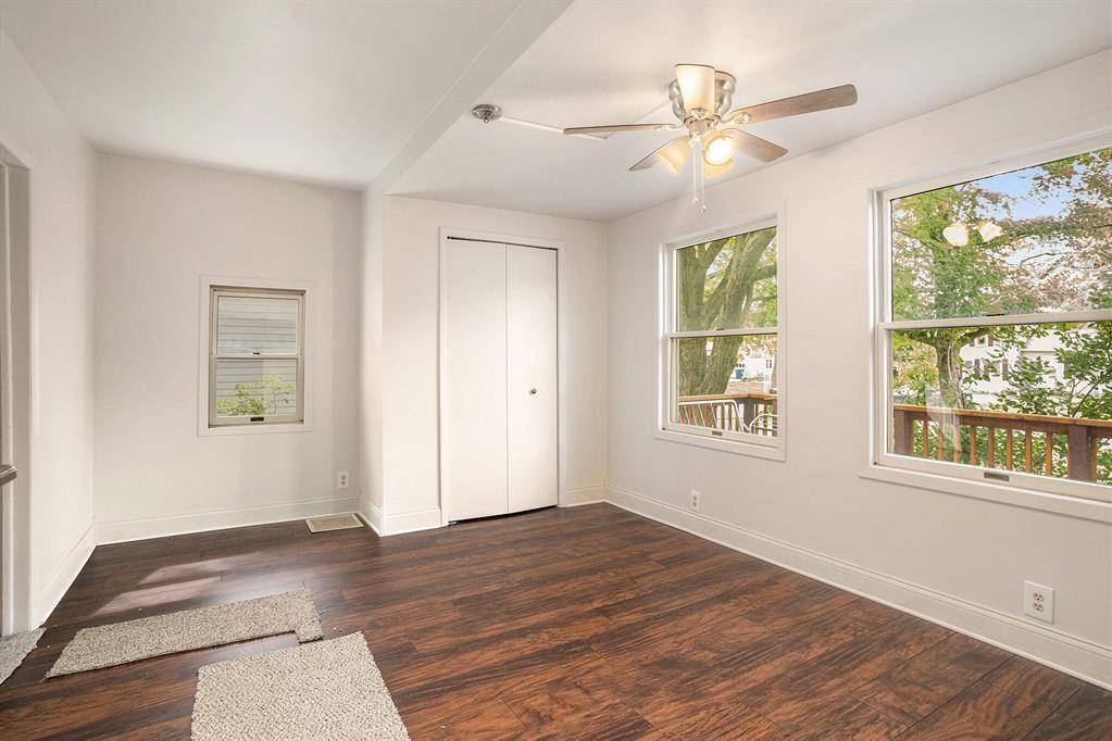Ferrysburg, MI 49409,512 5th Street