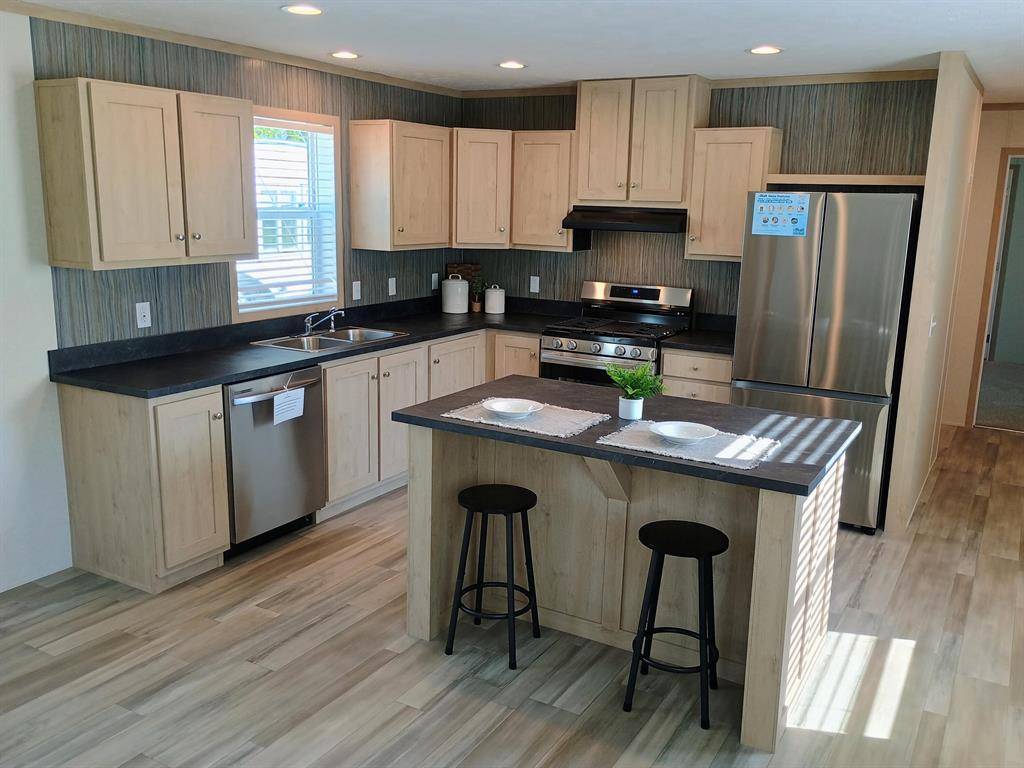 Otsego Twp, MI 49080,1204 Carlton Court