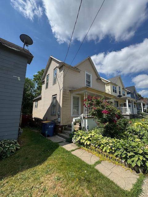 Grand Rapids, MI 49507,908 Hall Street SE