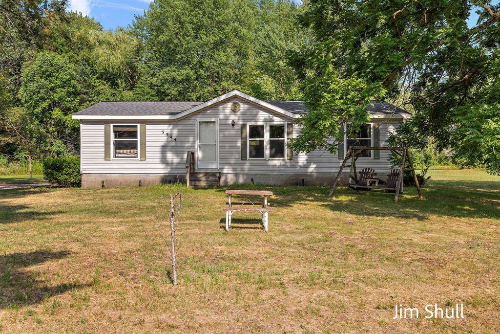 Ravenna Vlg, MI 49451,3344 Blackmer Road