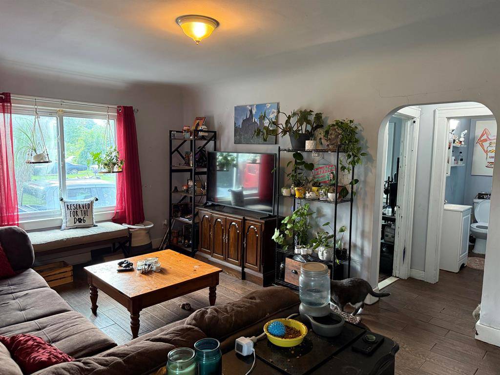 Pontiac, MI 48341,26 Edna Avenue